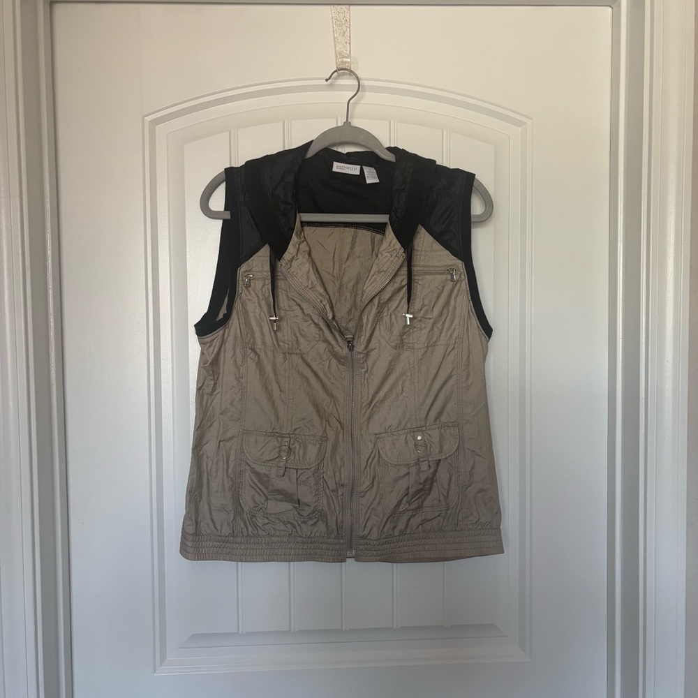 Zenergy By Chicos 1 High Collar Vest